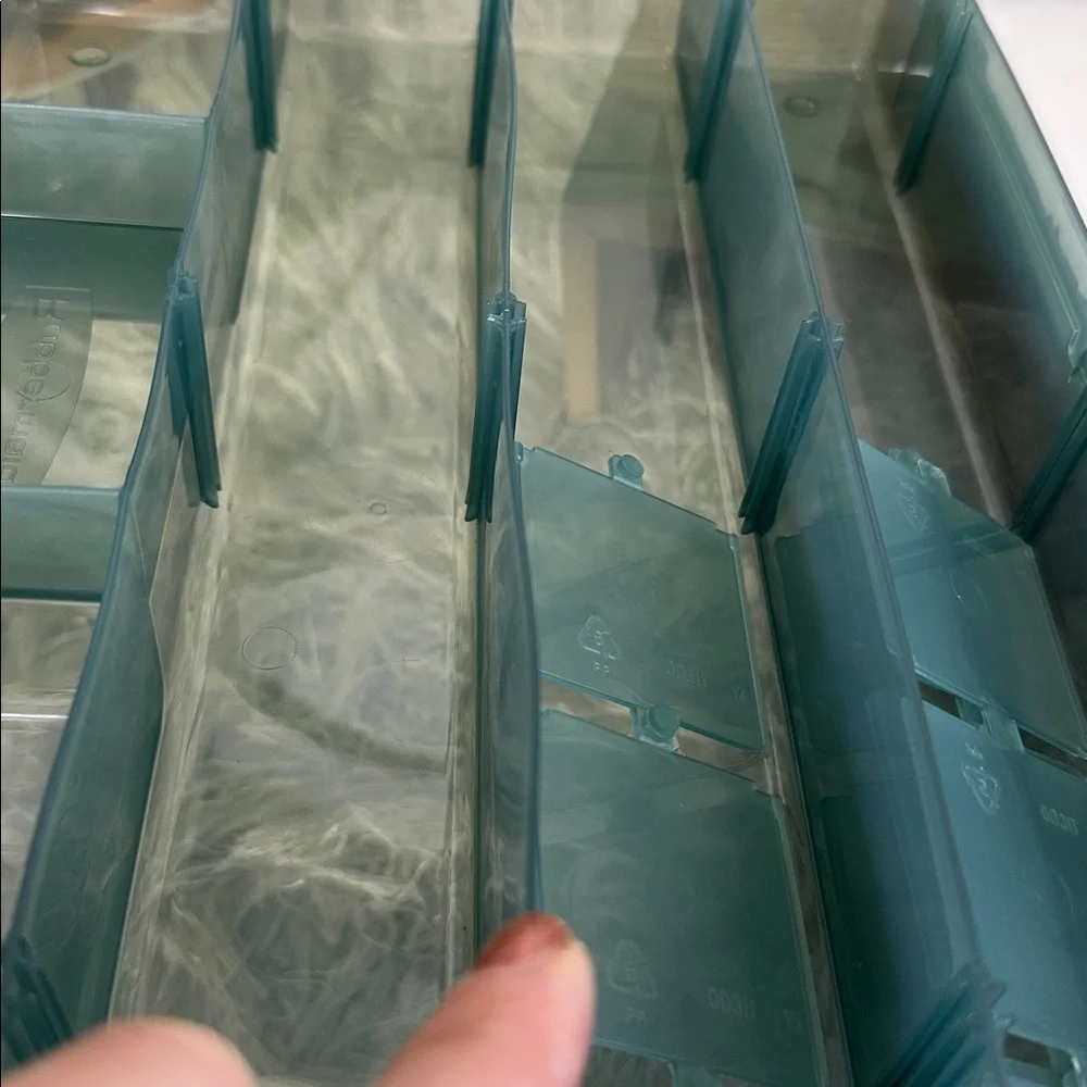 Rubbermaid 1995 Plastic Storage‎ Container Tackle Box Organizer Made In USA Vtg